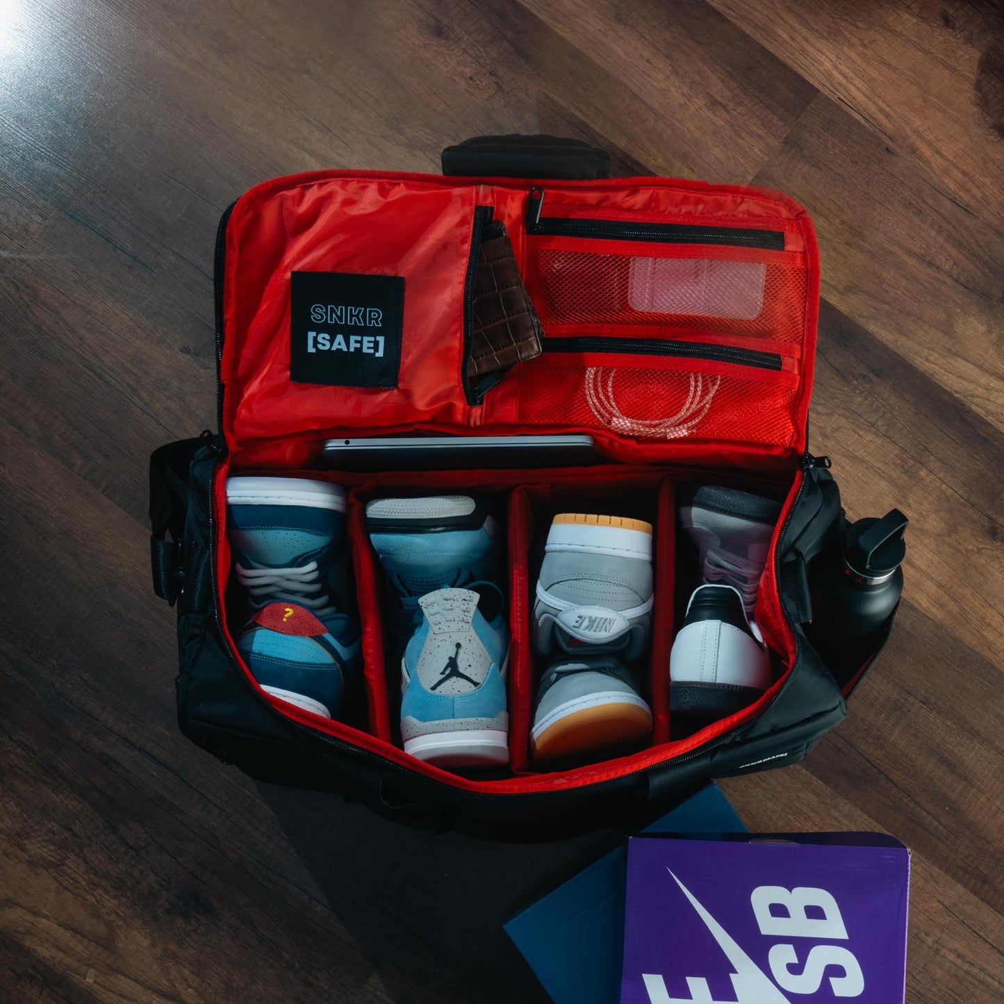 SNEAKER DUFFLE BAG