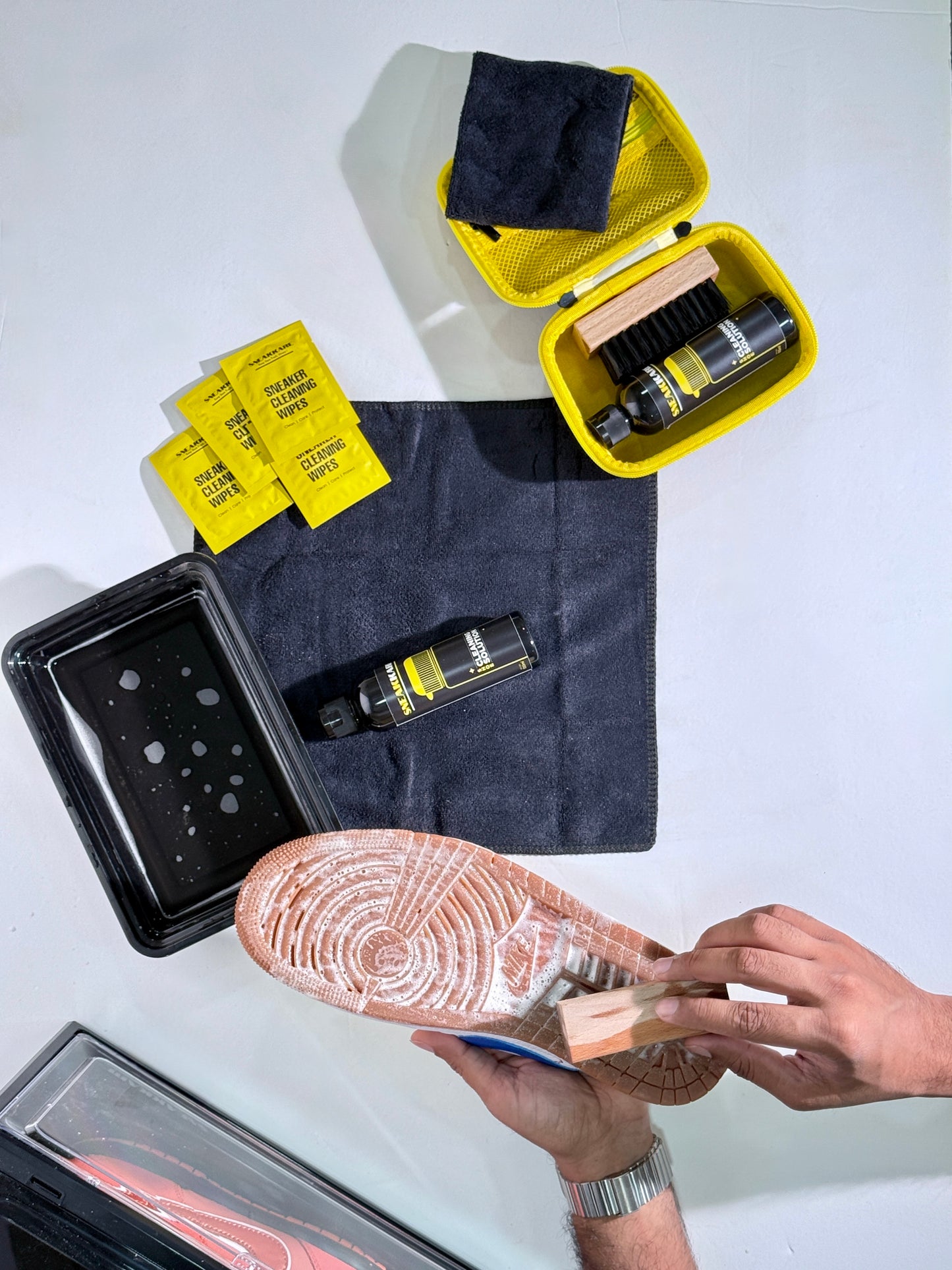 PREMIUM SHOE CLEANING KIT